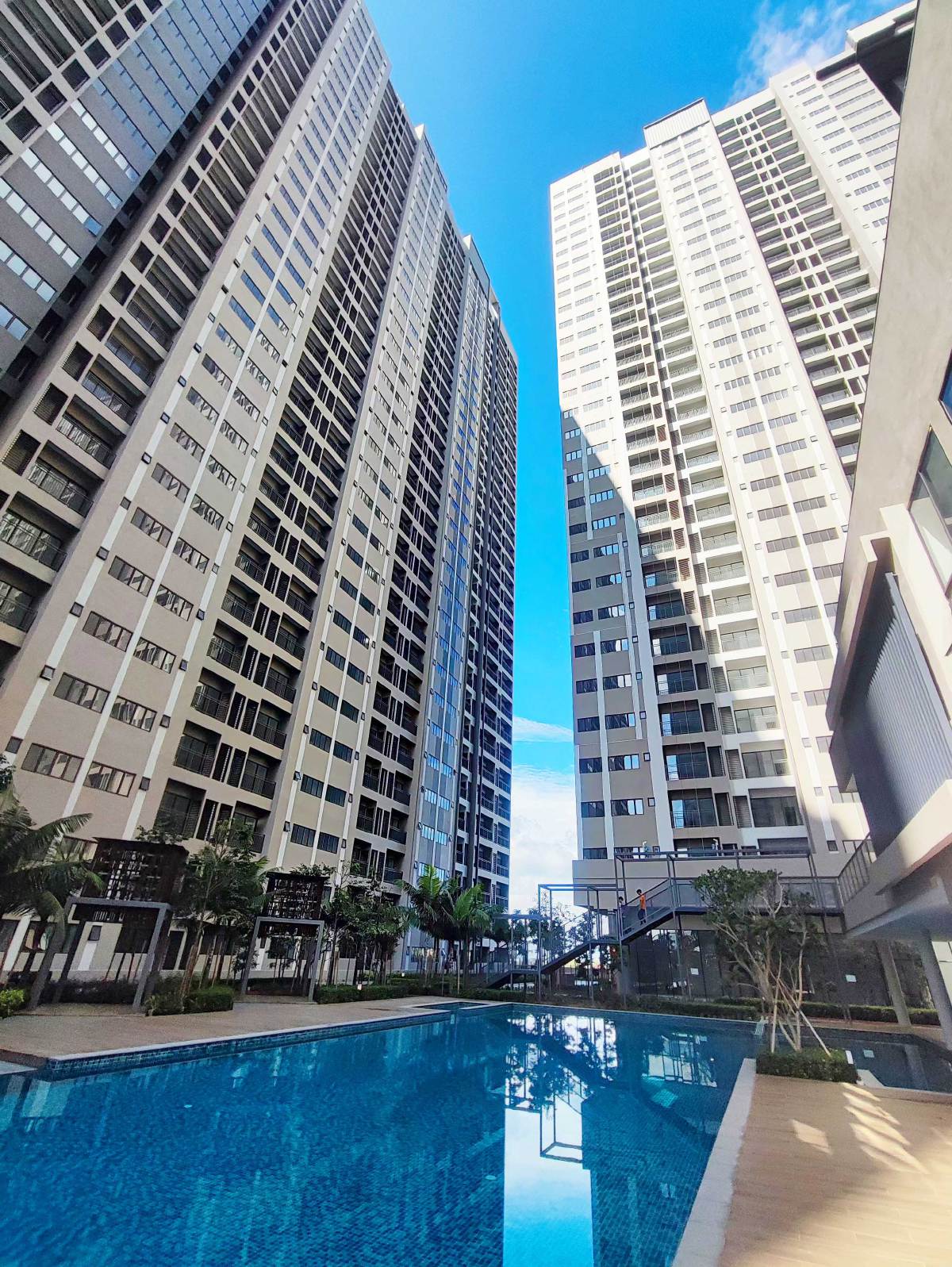 Youth City Residence, Putra Nilai